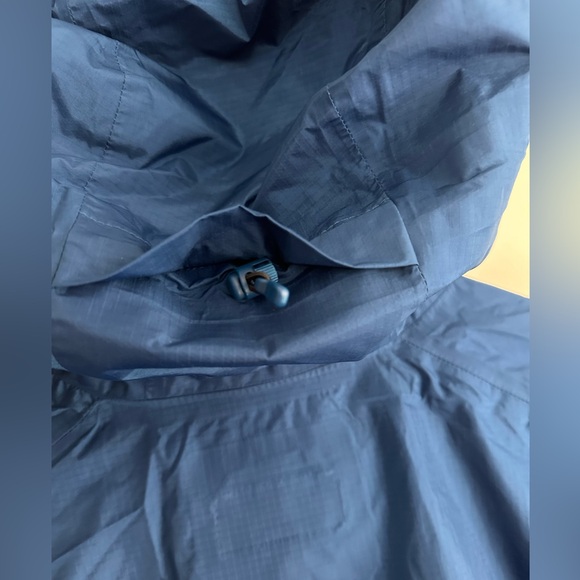 Men’s Mountain Hardwear Acadia Rain Jacket - Picture 3 of 9